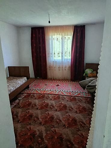 дом сокулук: Просторный жилой дом с несколькими комнатами. - Планировка: отдельные — 3