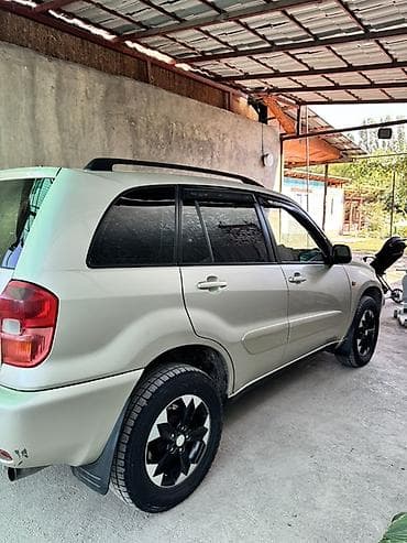 форанер 2004: Toyota RAV4: 2001 г., 2 л, Автомат, Бензин, Кроссовер — 5