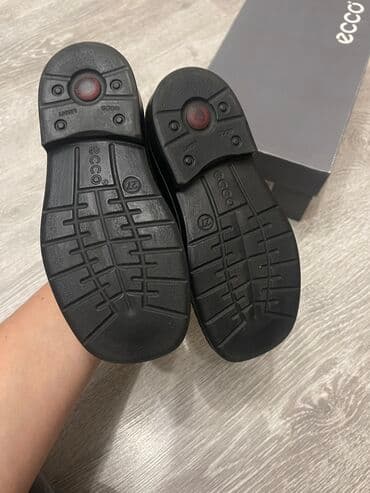 Киреге берилүүчү кийимдер: Детские классические туфли - кожа размер 27 носили мало 16,5 см — 4