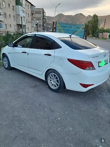 ux lexus: Hyundai Solaris: 2015 г., 1.6 л, Автомат, Бензин, Седан — 4