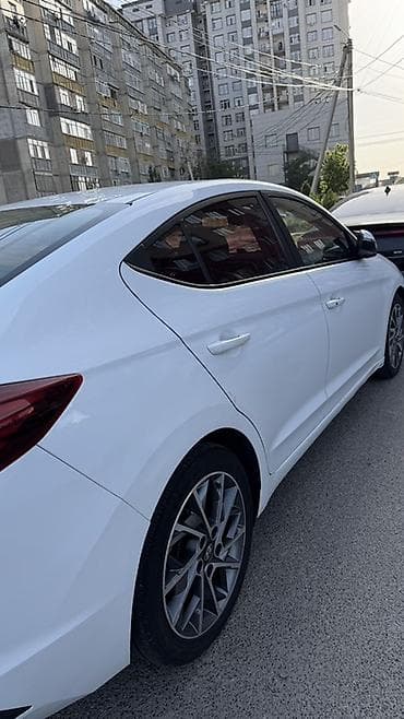 byd plus: Hyundai Avante: 2019 г., 1.6 л, Вариатор, Бензин, Седан — 5