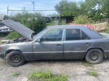 mazda 3: Mercedes-Benz W124: 1987 г., 2.3 л, Механика, Бензин, Седан — 4