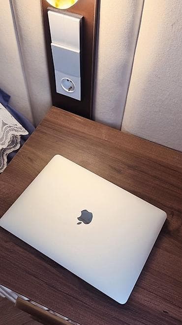 Техника и электроника: Apple MacBook Air 13" Характеристики: - Диагональ экрана: - — 3