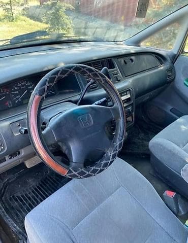 450h lexus: Honda Odyssey: 1995 г., 2.3 л, Автомат, Бензин, Минивэн — 7