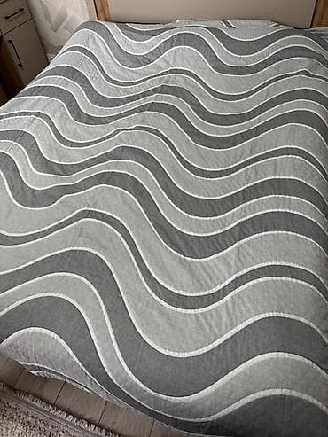 Покрывало для кровати, Двусторонний