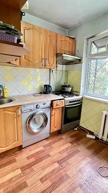 Квартиры: 3 комнаты, 58 м², 9 мкр 104 серия, 4 этаж, Косметический ремонт — 8
