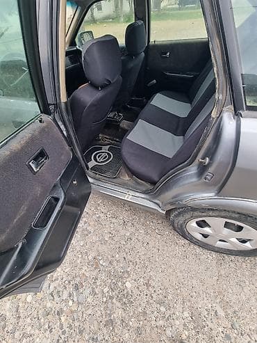 трактир 82: Audi 80: 1993 г., 1.8 л, Ручные, Бензин, Седан — 7