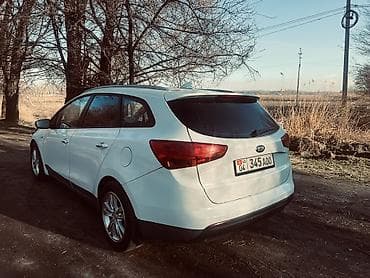 hyundai getz 2: Kia Ceed: 2017 г., 1.6 л, Автомат, Бензин — 4