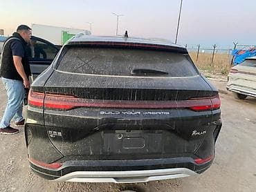 свет: BYD Song Plus: 2024 г., Электромобиль, Кроссовер — 4