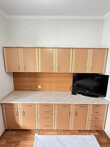 Кухонный гарнитур, цвет - Бежевый