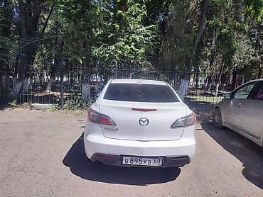 rav4 2010: Mazda 3: 2011 г., 1.6 л, Автомат, Бензин, Седан — 2