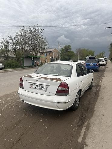 күзгү: Daewoo Nubira: 2000 г., 1.5 л, Кол менен иштөөчү, Бензин, Седан — 6