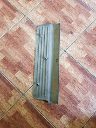 школьную форму на мальчика: Решетка радиатора Isuzu Б/у, Оригинал — 2