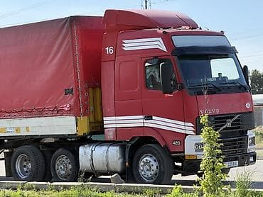 кроне: Тягач, Volvo, 1999 г., Тентованный — 4