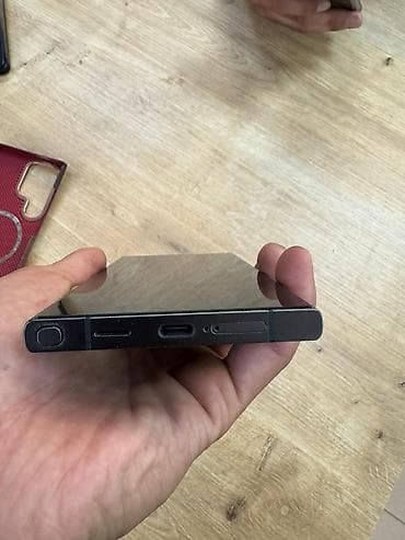 samsun: Samsung Galaxy S24 Ultra, Б/у, 256 ГБ, цвет - Серый, 2 SIM — 7