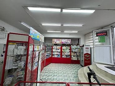 Срочно продаются витрины торговое оборудования в хорошем состоянии