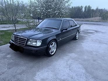 Mercedes-Benz W124: 1995 г., 3.2 л, Автомат, Бензин, Седан — 3