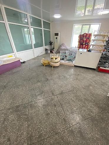 Район Аламединский рынок Сдается часть магазина Площадь: 50м2 Под at lalafo.kg Район Аламединский рынок Сдается часть магазина Площадь: 50м2 Под