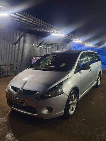 мисубиси авто: Mitsubishi Grandis: 2005 г., 2.4 л, Типтроник, Бензин, Минивэн — 10