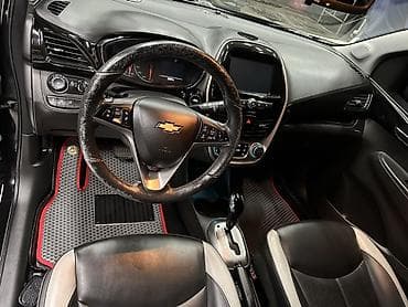 Транспорт: Chevrolet Spark: 2017 г., Хетчбек — 5