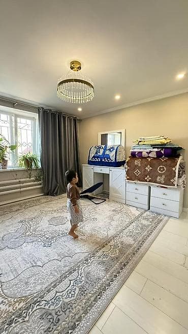 Дома: 🏡 Срочно продаётся 2-этажный дом в ж/м Ак-Орго 📍 Отличное — 4