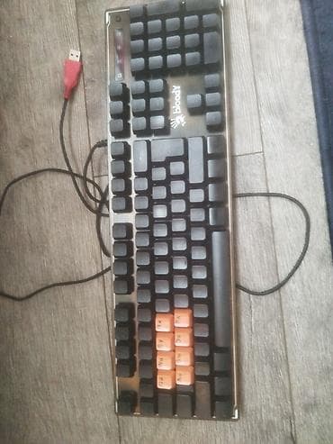 bloody клавиатура: Клавиатура, Bloody, Механическая, Проводное подключение, Размер: 100% — 1