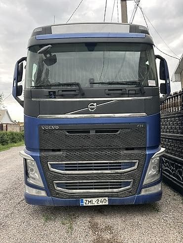 Тягач, Volvo — 1