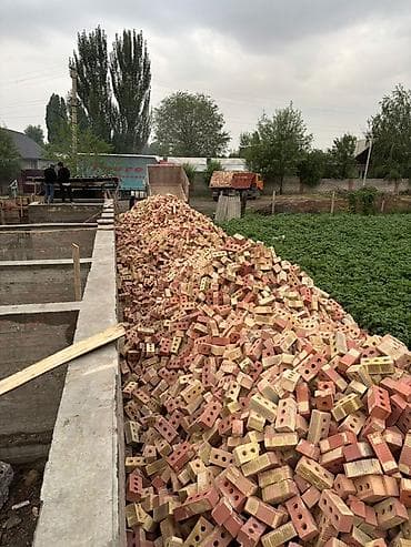 пластмассовые ящики: Кирпич прямо с завода - Ассортимент: полнотелый и пустотелый — 5