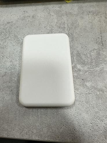 mini gps tracker: Магнитная беспроводная зарядная станция (форм-фактор power — 3