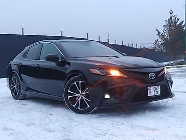 forester 2009: Toyota Camry: 2017 г., 2.5 л, Автомат, Бензин, Седан — 1