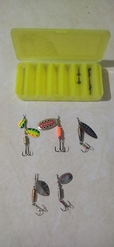 ваеный формы: Набор блёсен-вертушек с коробкой ОШ 🚩 мини торг - В комплекте 6 — 1