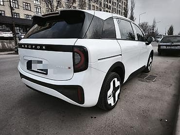 Voyah: Voyah : 2024 г., 1.6 л, Вариатор, Электромобиль, Кроссовер — 3