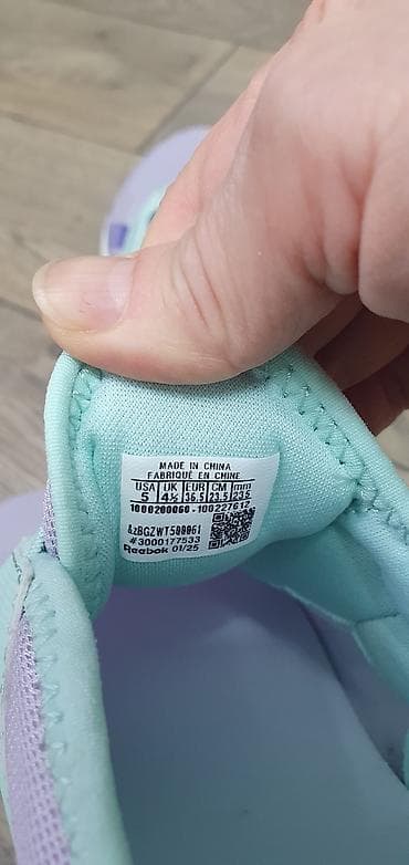 Кроссовки и спортивная обувь: Кроссовки, 36.5, Reebok, Новый, цвет - Фиолетовый, Платная доставка — 2