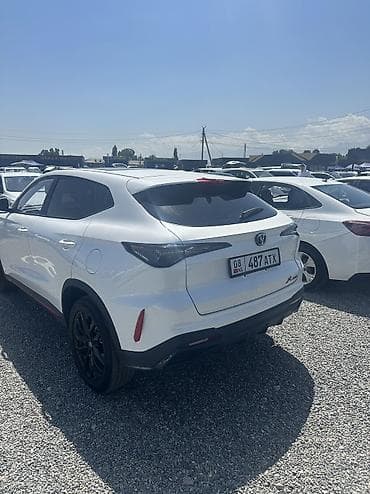mb 100: Changan X5 Plus: 2025 г., 1.5 л, Робот, Бензин, Кроссовер — 2