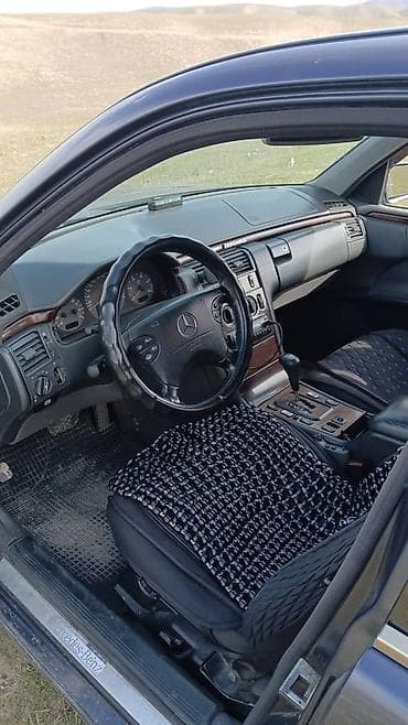 r15 audi: Mercedes-Benz E-Class: 2001 г., Седан — 8