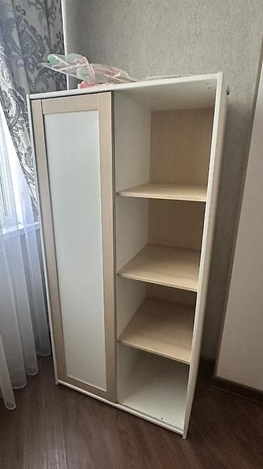 книши: Книжный шкаф, ЛДСП — 1