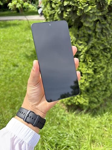 galaxy 10: Samsung Galaxy S25, Новый, 256 ГБ, цвет - Черный, В рассрочку, 1 SIM, eSIM — 3