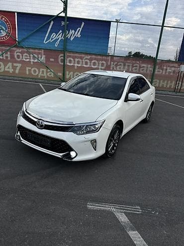 2017: Toyota Camry: 2017 г., Бензин, Седан — 5