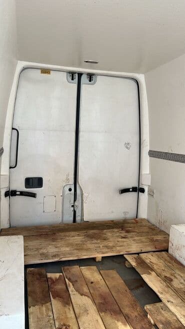 продаю в связи с переездом: Легкий грузовик, Mercedes-Benz, Стандарт — 7