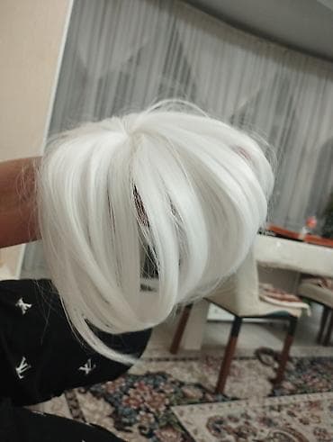 зажимы: Накладка‑ на макушку, цвет платиновый/снежно‑белый. - Тип: топпер — 2