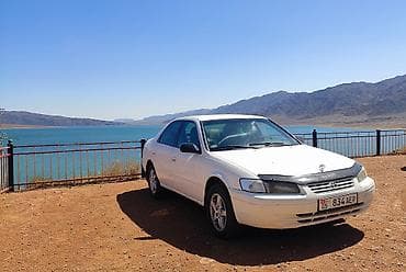 колони: Toyota Camry: 1998 г., 2.2 л, Автомат, Бензин, Седан — 1
