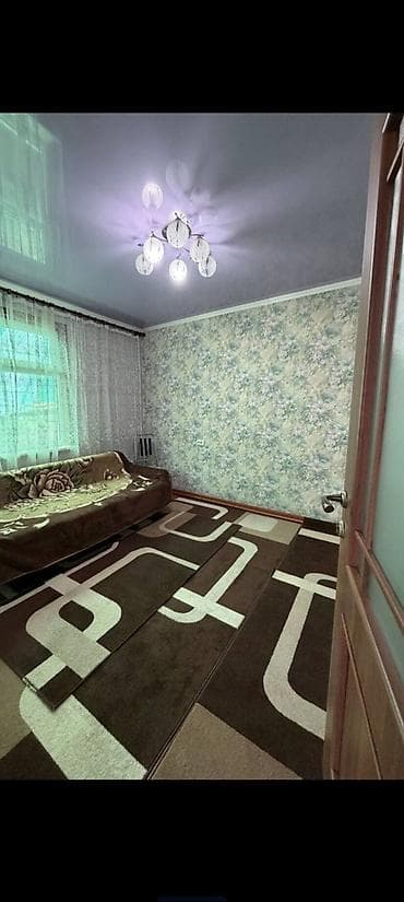 Үйлөр: 63 м², 3 бөлмө, Унаа токтотуучу жай, Забор, тосулган — 4