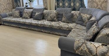 Угловой диван, C подушками at lalafo.kg Угловой диван, C подушками