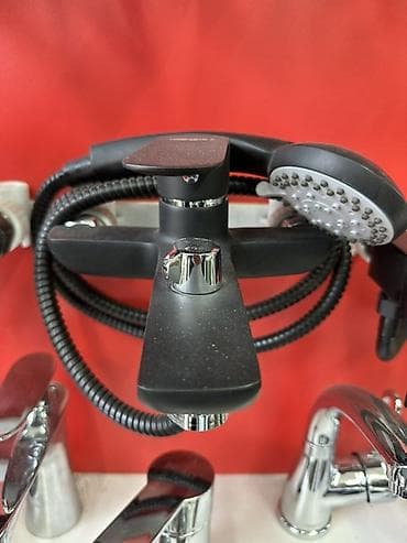 Смесители для ванны и душа: Смеситель для ванны с душевым комплектом (настенный) - Тип — 1