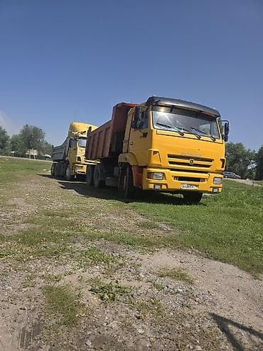 котёл б у: Самосвал КАМАЗ (желтый) с задней разгрузкой. Особенности: - — 1