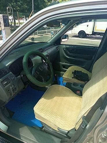 Транспорт: Honda CR-V: 1998 г., 2 л, Механика, Бензин, Кроссовер — 8