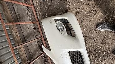 r13 175: Бампер Toyota, Б/у — 2