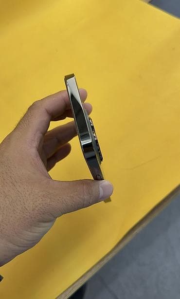 iphone se 2020 купить: IPhone 13 Pro, Новый, 1 ТБ, Зарядное устройство, Защитное стекло, Чехол — 3