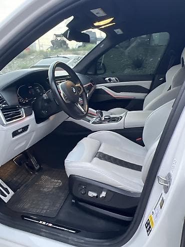 BMW X5 M: 2022 г., 4.4 л, Автомат, Бензин, Кроссовер