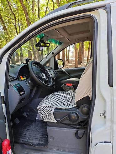 w210 2 2: Mercedes-Benz Vito: 2008 г., 2.2 л, Механика, Дизель, Минивэн — 3
